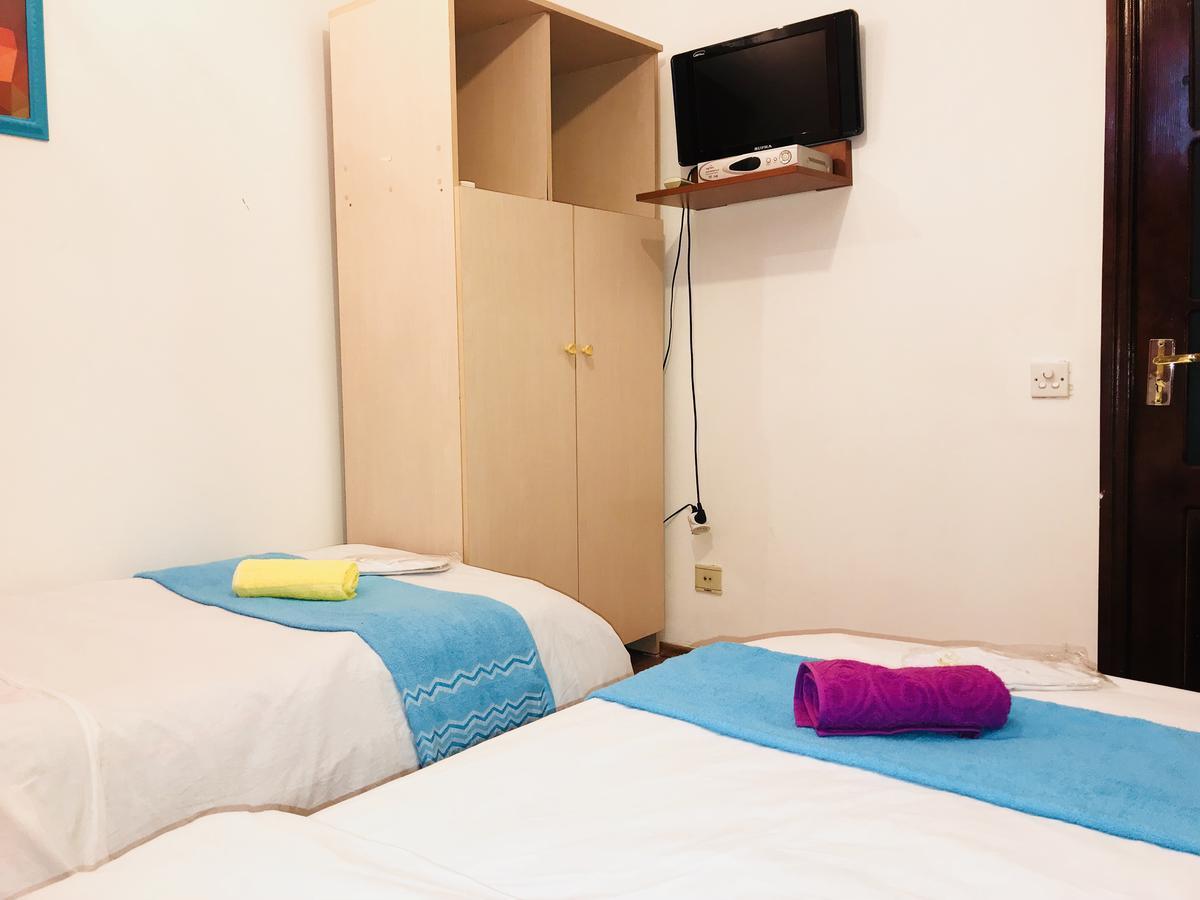 Check-In Hostel Баку Экстерьер фото